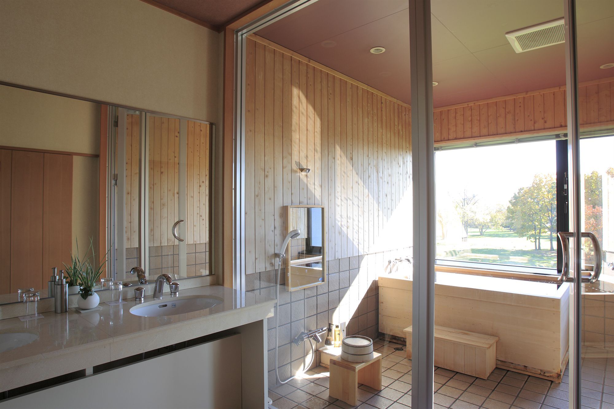 Sanyoan Hotel Otofuke Екстериор снимка